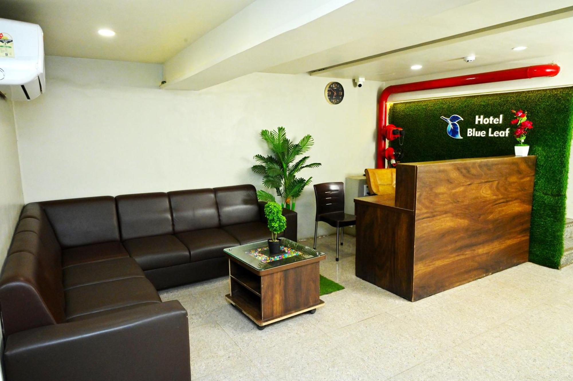 Hotel Blue Leaf Rajkot Bagian luar foto