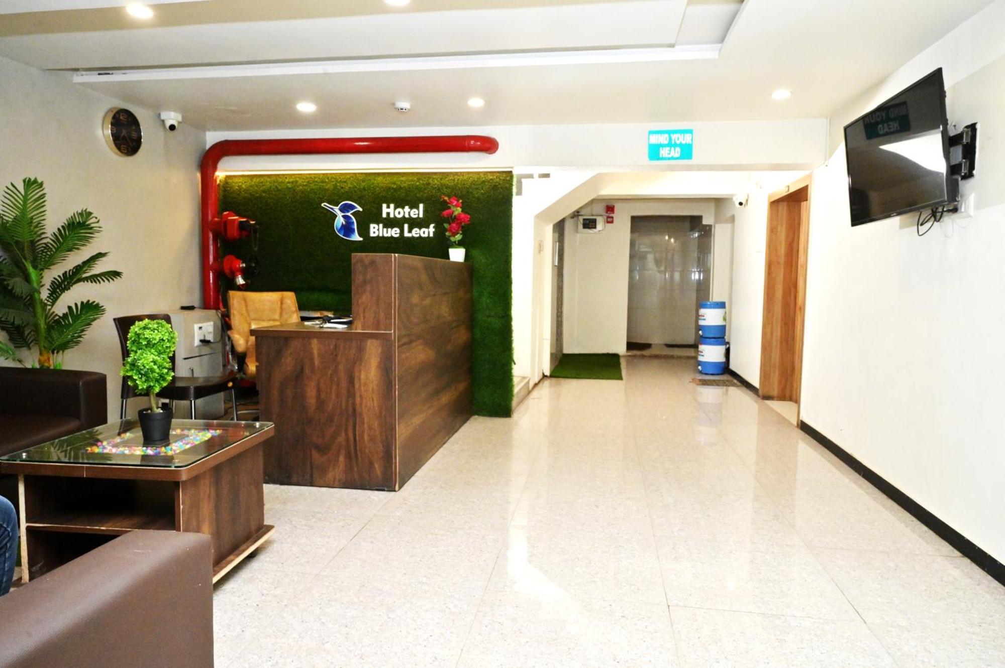 Hotel Blue Leaf Rajkot Bagian luar foto